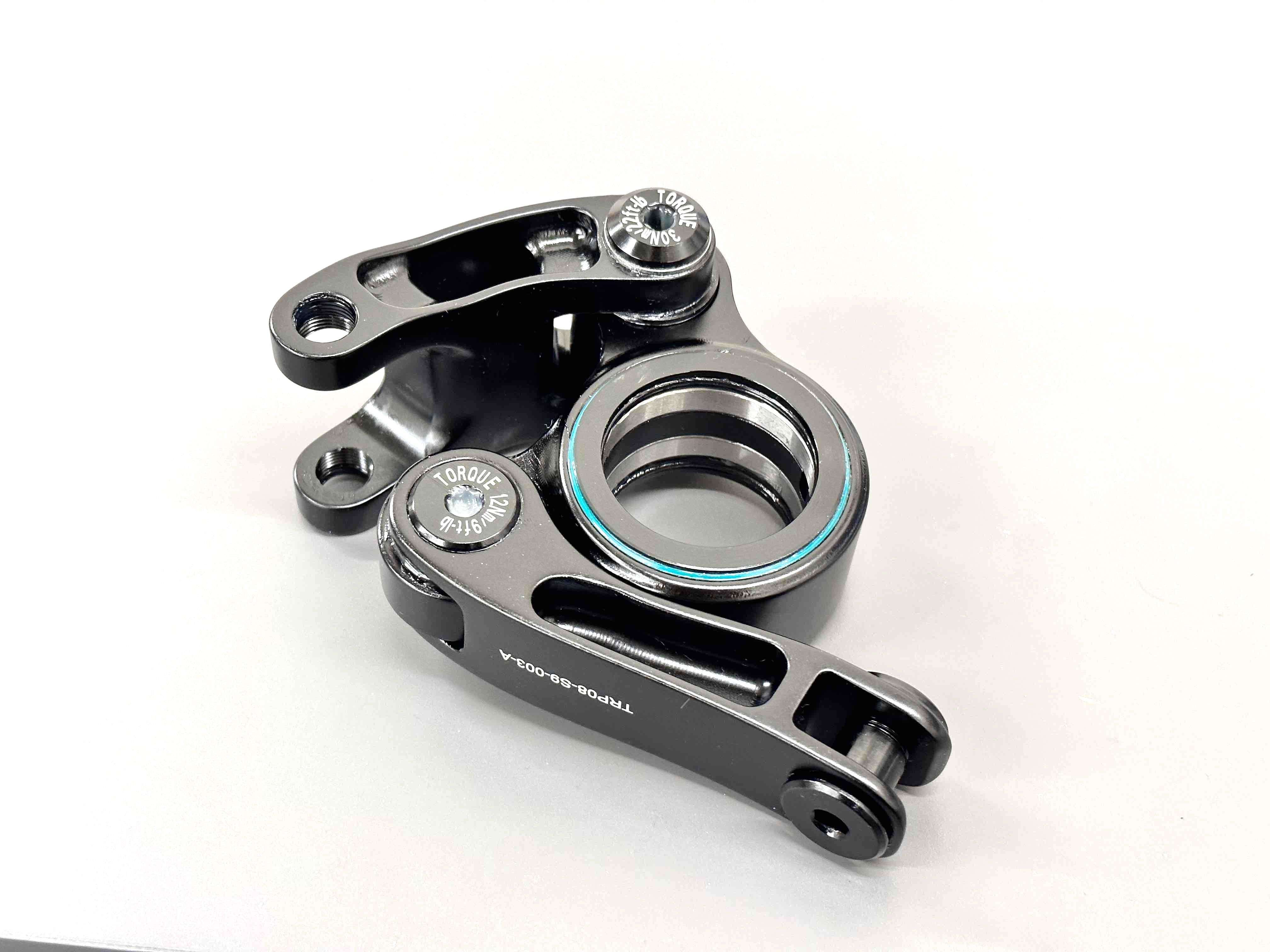 Highlander 2 - Fully assembled linkage