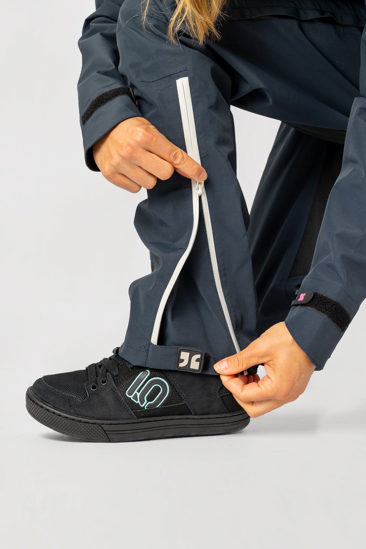 Women's DirtSuit Core