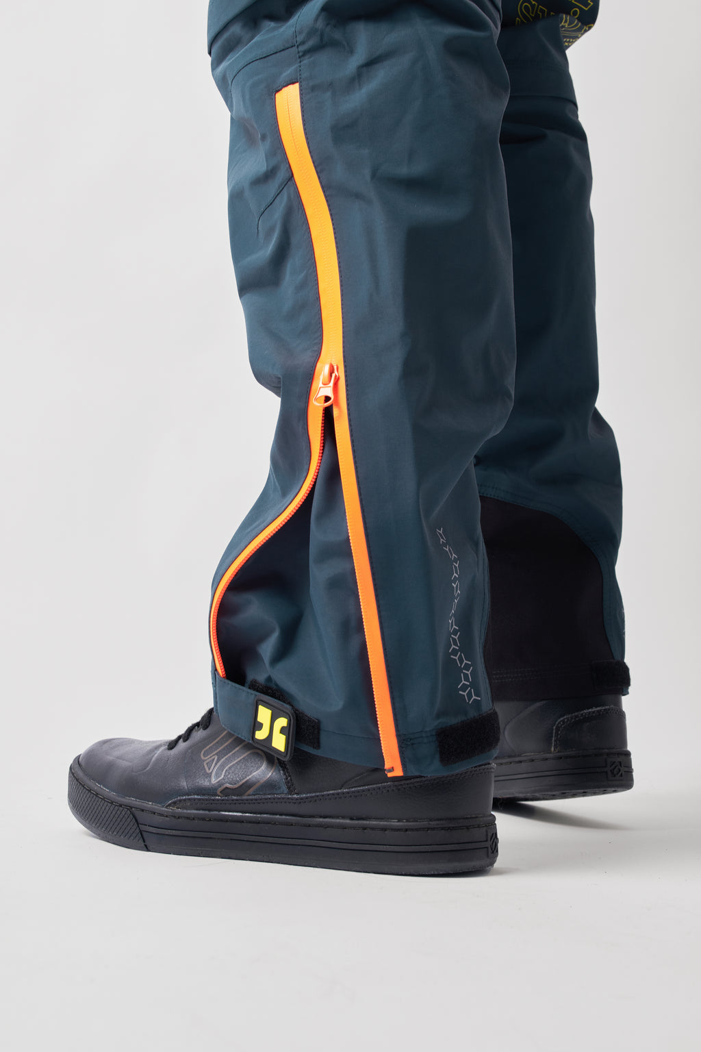 Men's DirtSuit Core Edition