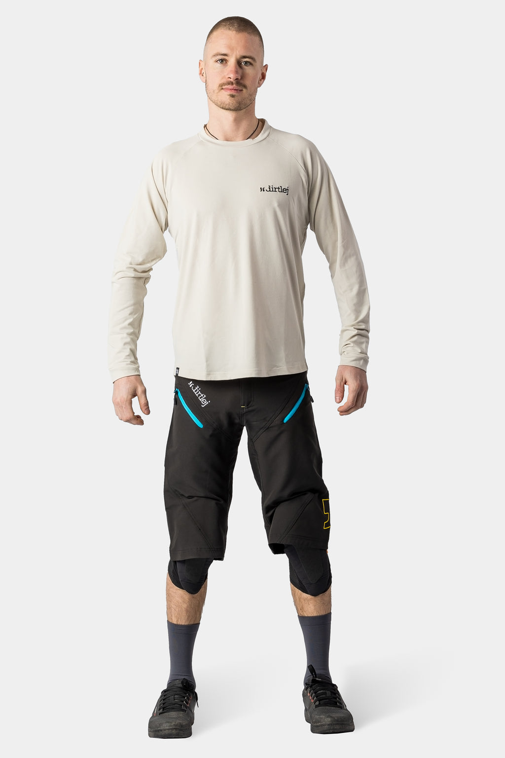 Dirtlej Mountee Merino