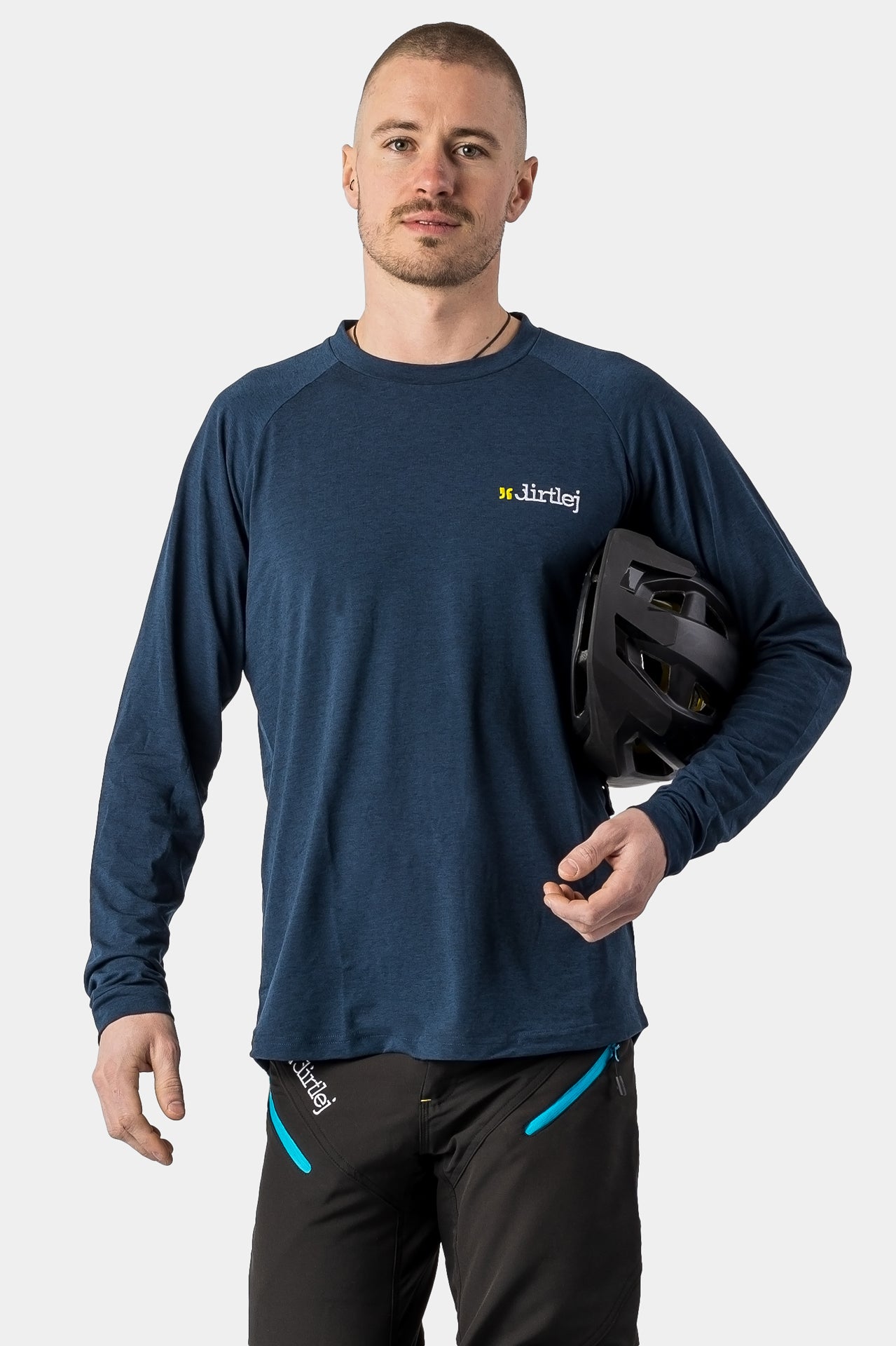 Dirtlej Mountee Merino