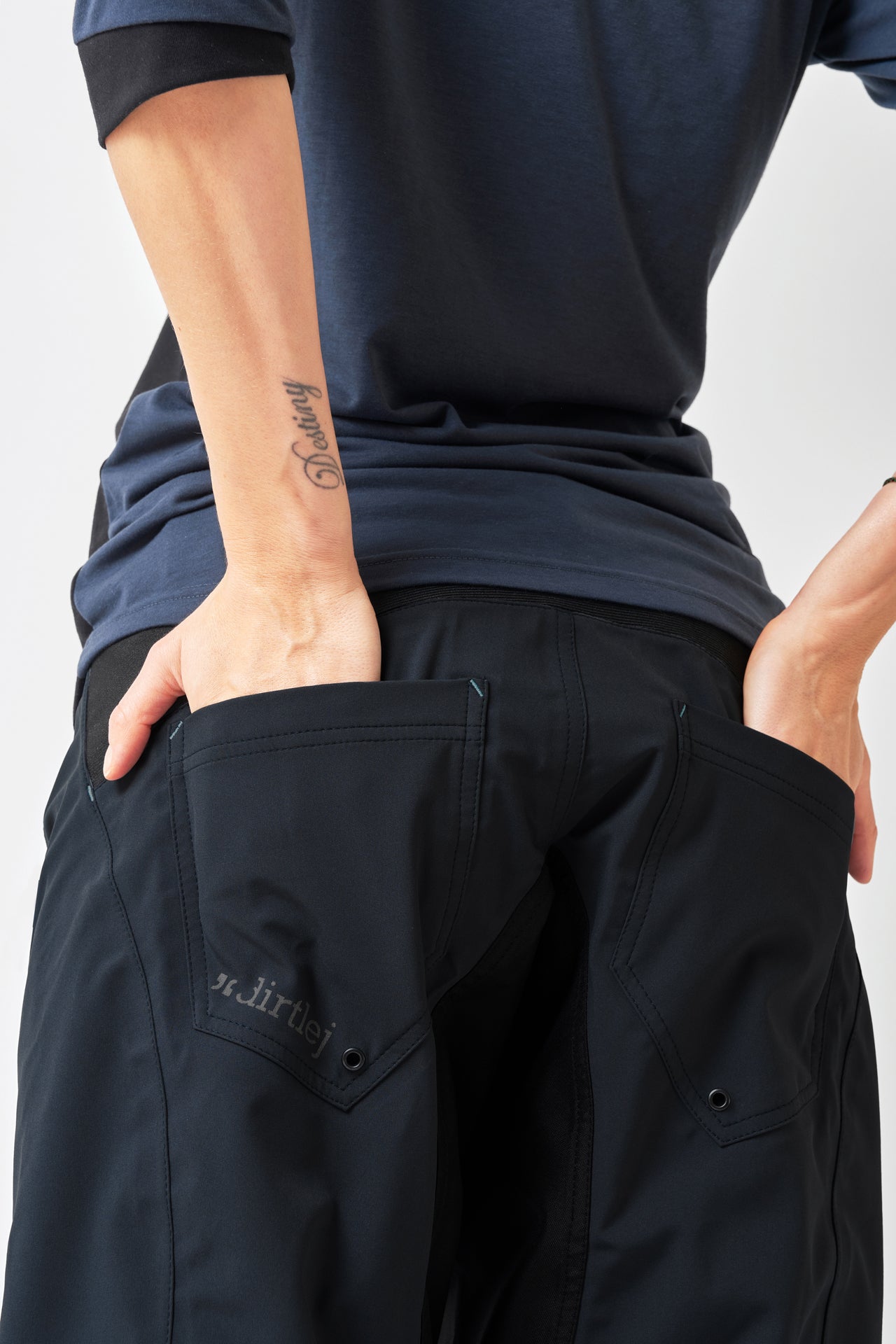 Womens Dirtlej Shorts